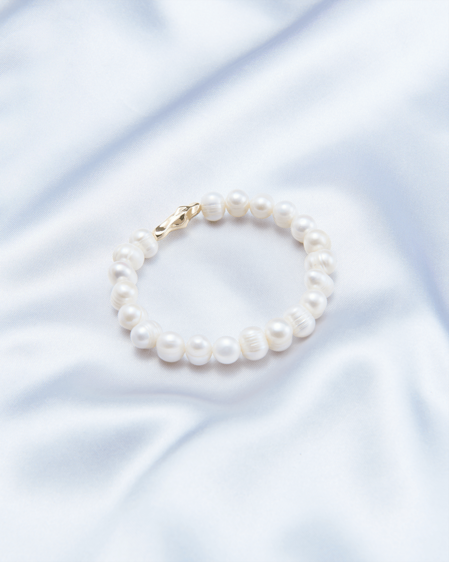 Threaded Pearl Bracelet™