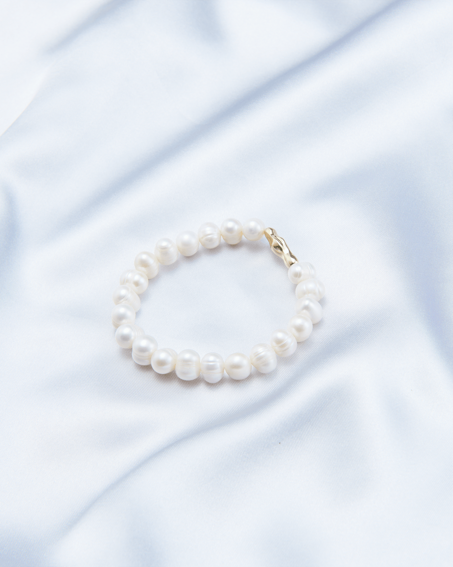 Threaded Pearl Bracelet™