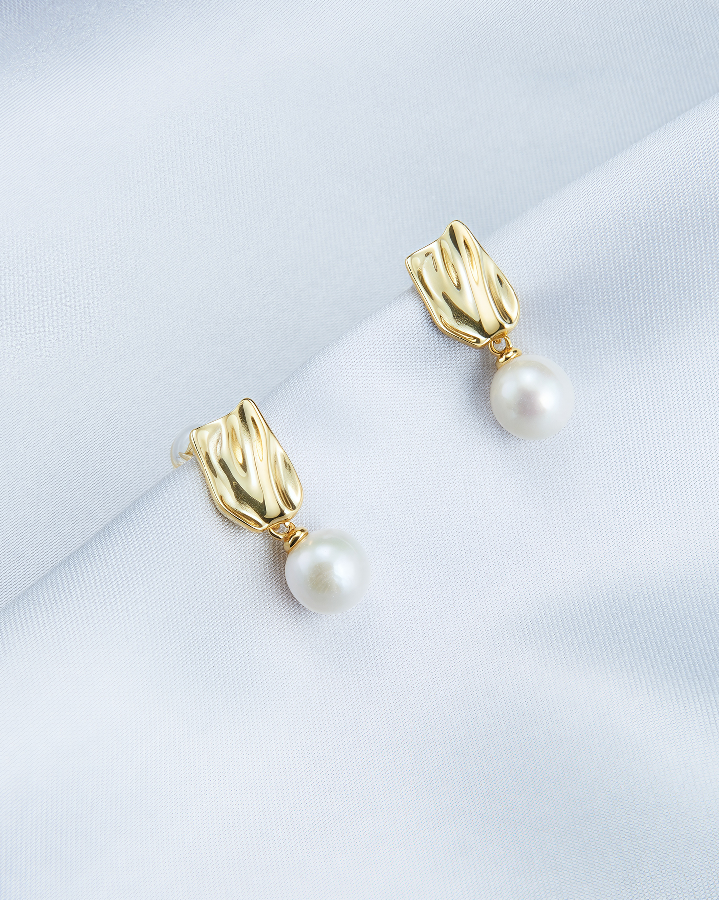 Metal Pearl Earrings