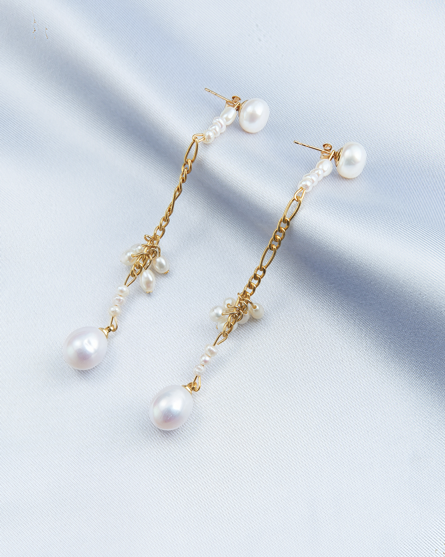 Pod Drops Long Earrings
