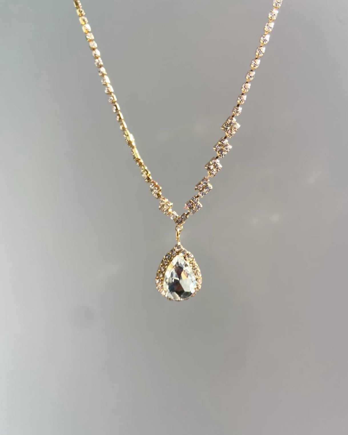 Teardrop Glow Necklace