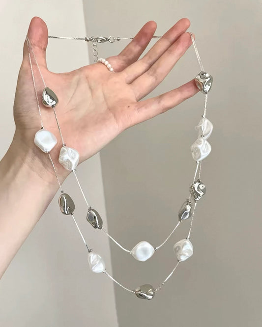 Forma Necklace