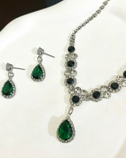 Midnight Waltz Necklace