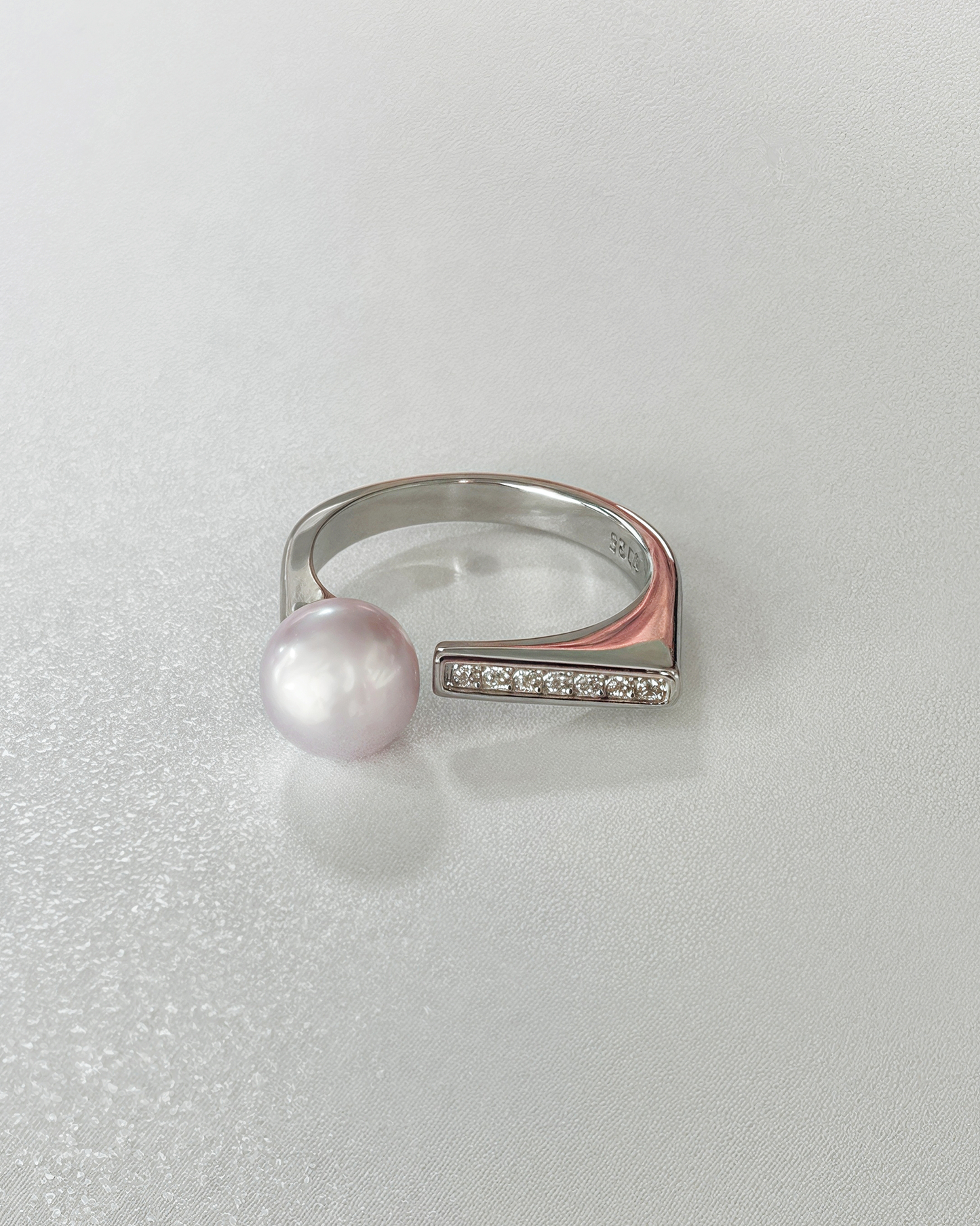 Geometric Square Pearl Ring™