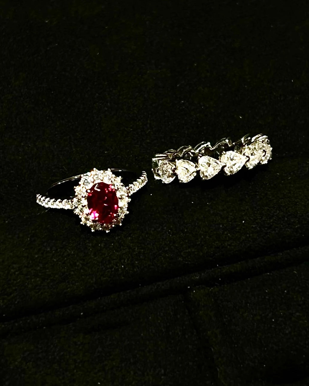 Red Queen Ring