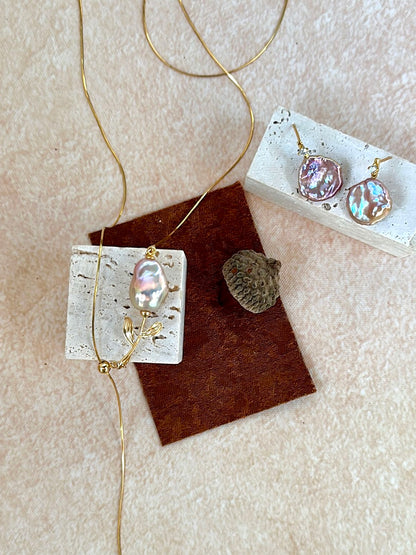 Golden Rose Necklace™