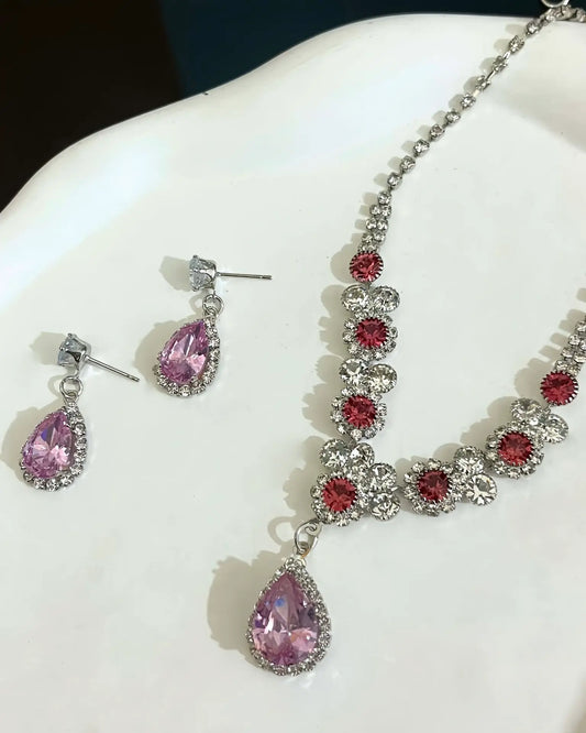 Midnight Waltz Necklace
