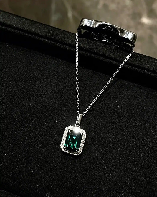 First Lady Necklace