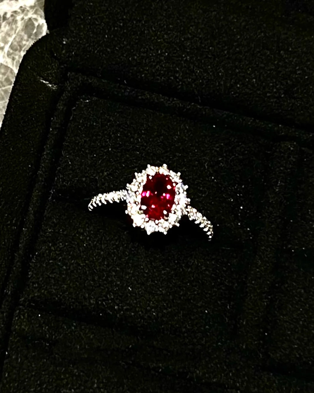 Red Queen Ring
