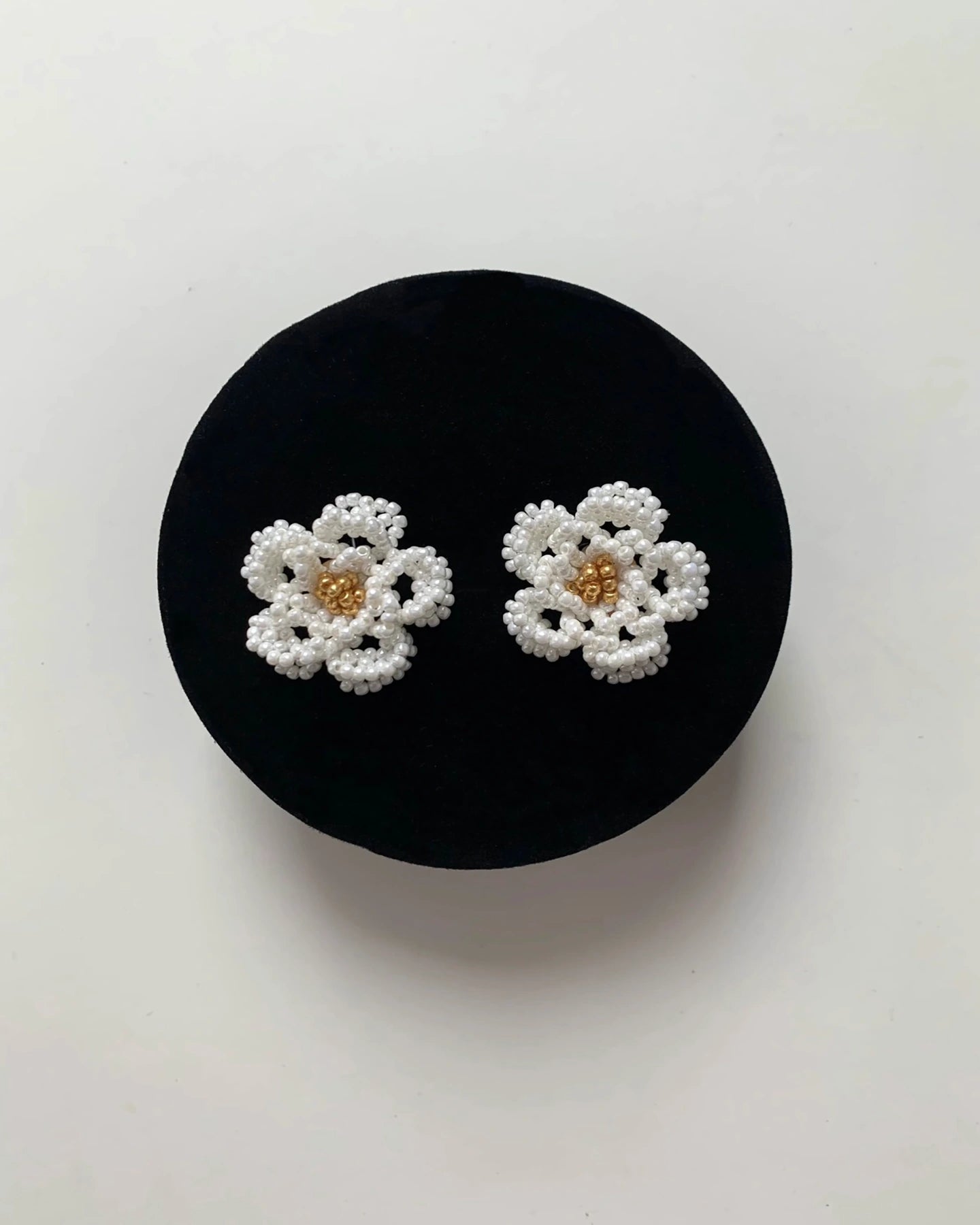 White Camellia Pearl Set