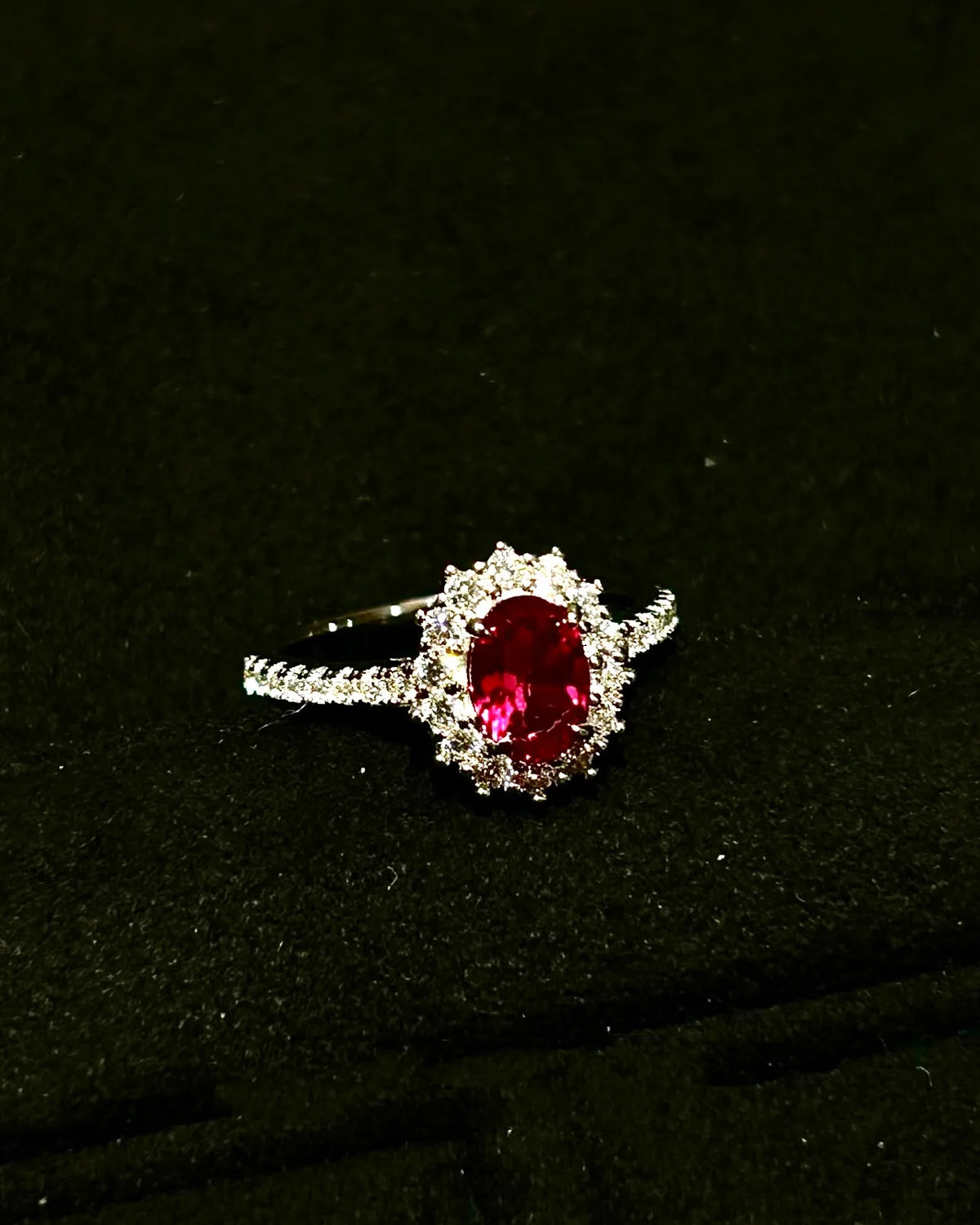 Red Queen Ring