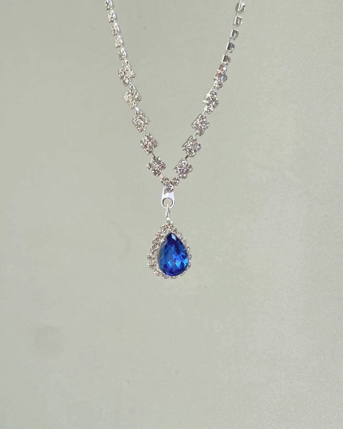 Teardrop Glow Necklace