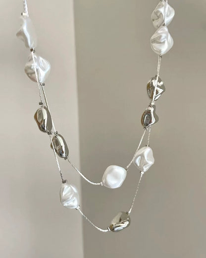 Forma Necklace